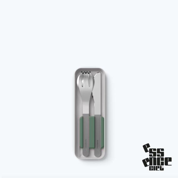 Couverts nomades en acier inoxydable.